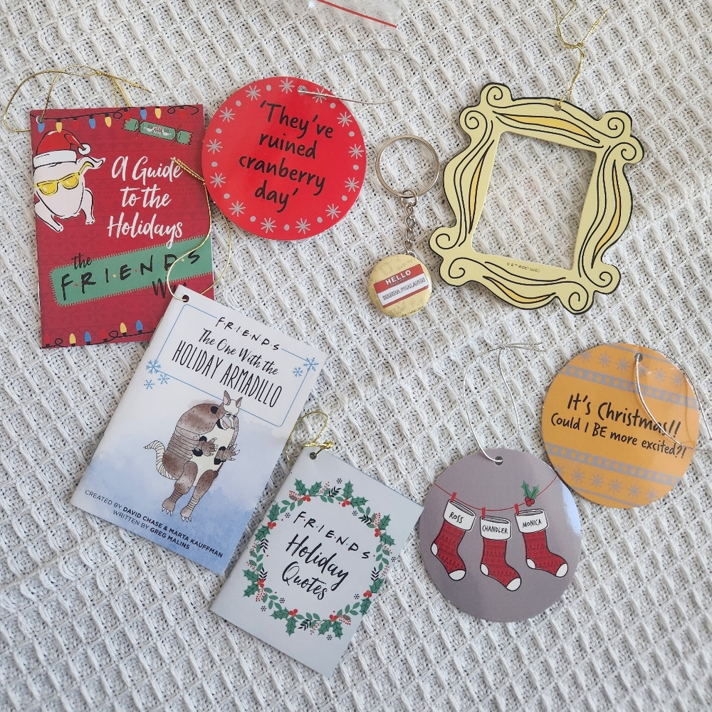 FREE FRIENDS Holiday Bundle 8pc. w. Purchase